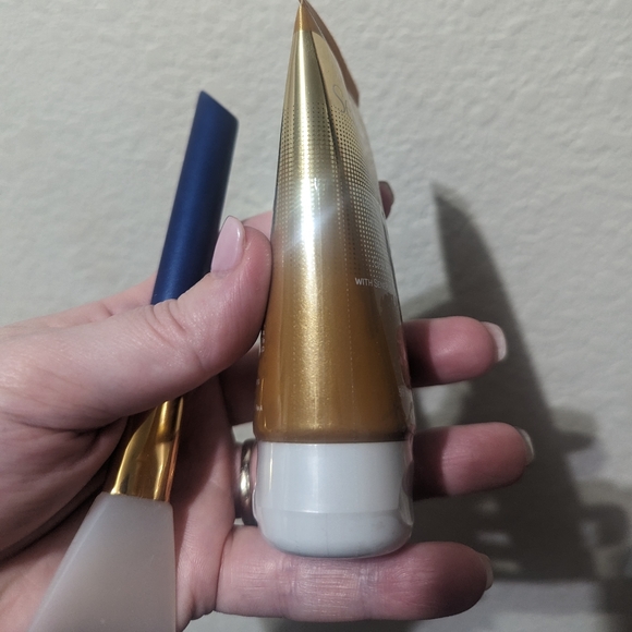 Senegence Golden Peel-Off Mask - Picture 2 of 2